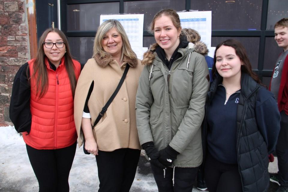 Lu and student trustees